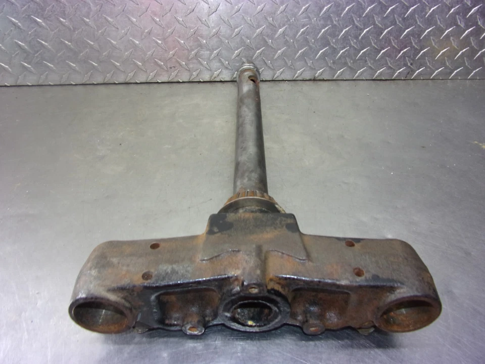 932 B PIAGGIO BV 200 2003 OEM T-SHAPED FORK LOWER Foto 3 de 4