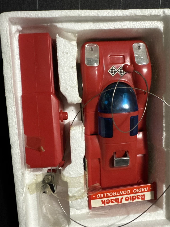 Radio Shack Ferrari Radio Controlled Racing Car 27 MHZ NIB - Image 2 of 4