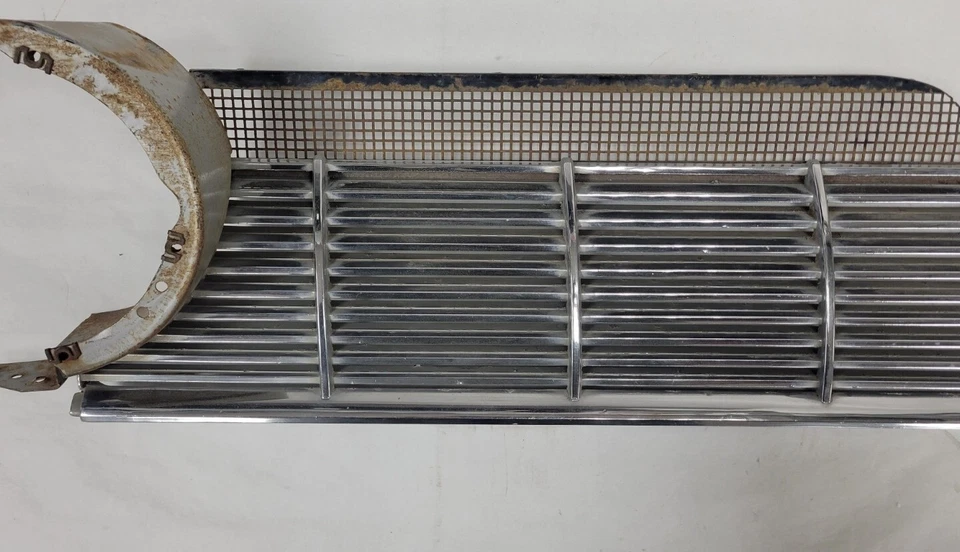 1961 Pontiac Bonnevile Catalina Ventura Rt передняя решетка OEM GM - Изображение 4 из 4