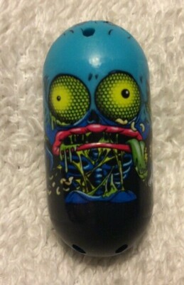 2010 Special Edition Mighty Beanz #530 Fly Skeleton Bean