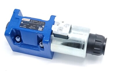 NEW BOSCH REXROTH 5-4WE 10 J2B50/EG24N9K4/M CONTROL VALVE R901328321
