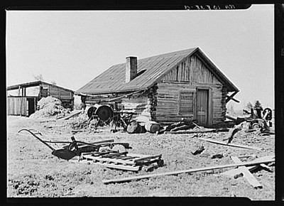 Home of Sando Evanoff, farmer of the cut-over regions. Iron County, Michigan