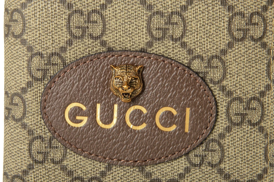 Gucci Men's Leather Trimmed Neo Vintage GG Supreme Bifold Wallet - Image 2 of 4