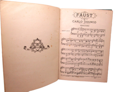Gounod C-Faust. Antike Halbleder gebundene Partitur. Erinnerungsausgabe, 1920.