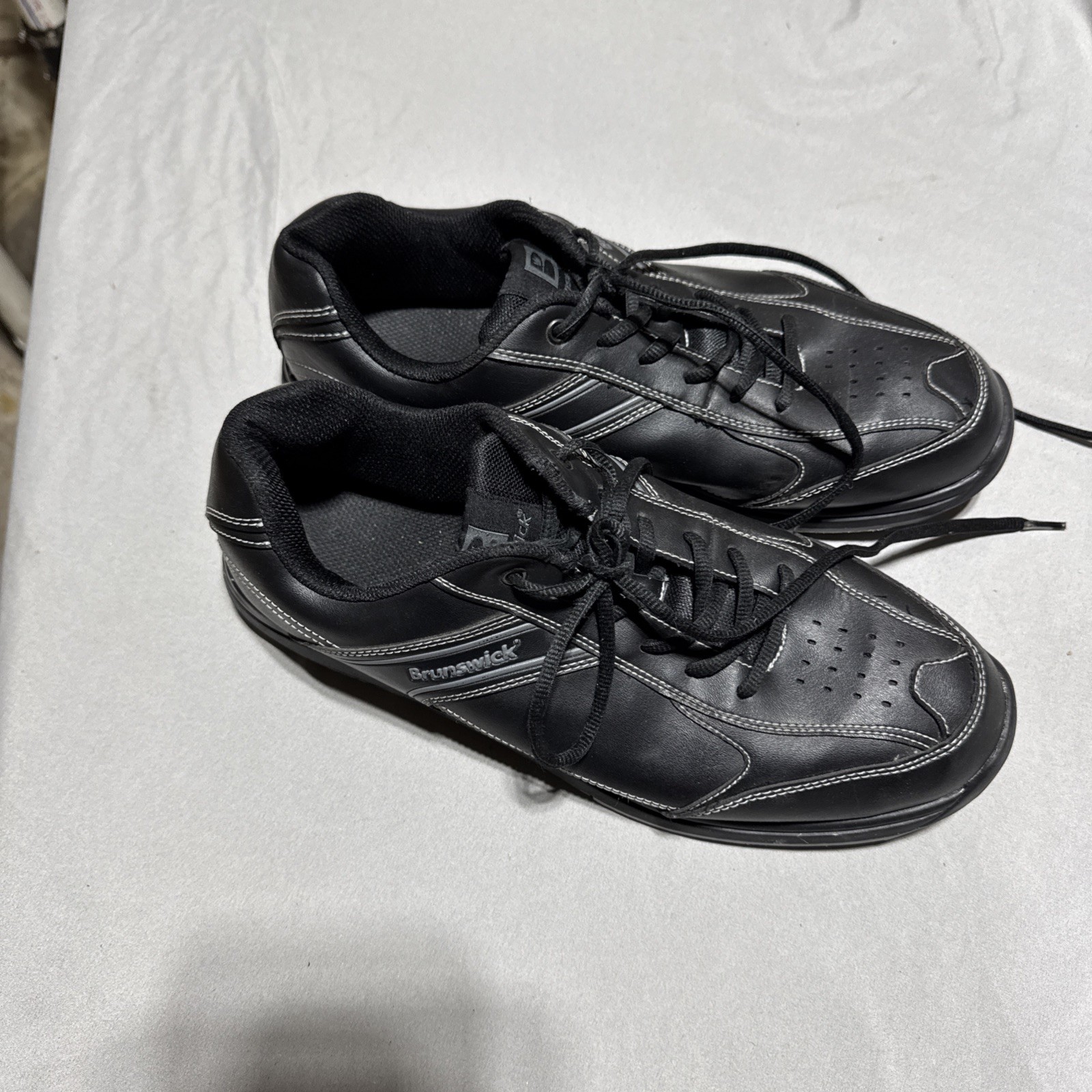 Size 9.5 Brunswick Flyer M-001 Womens Black Leather Bowling Shoes