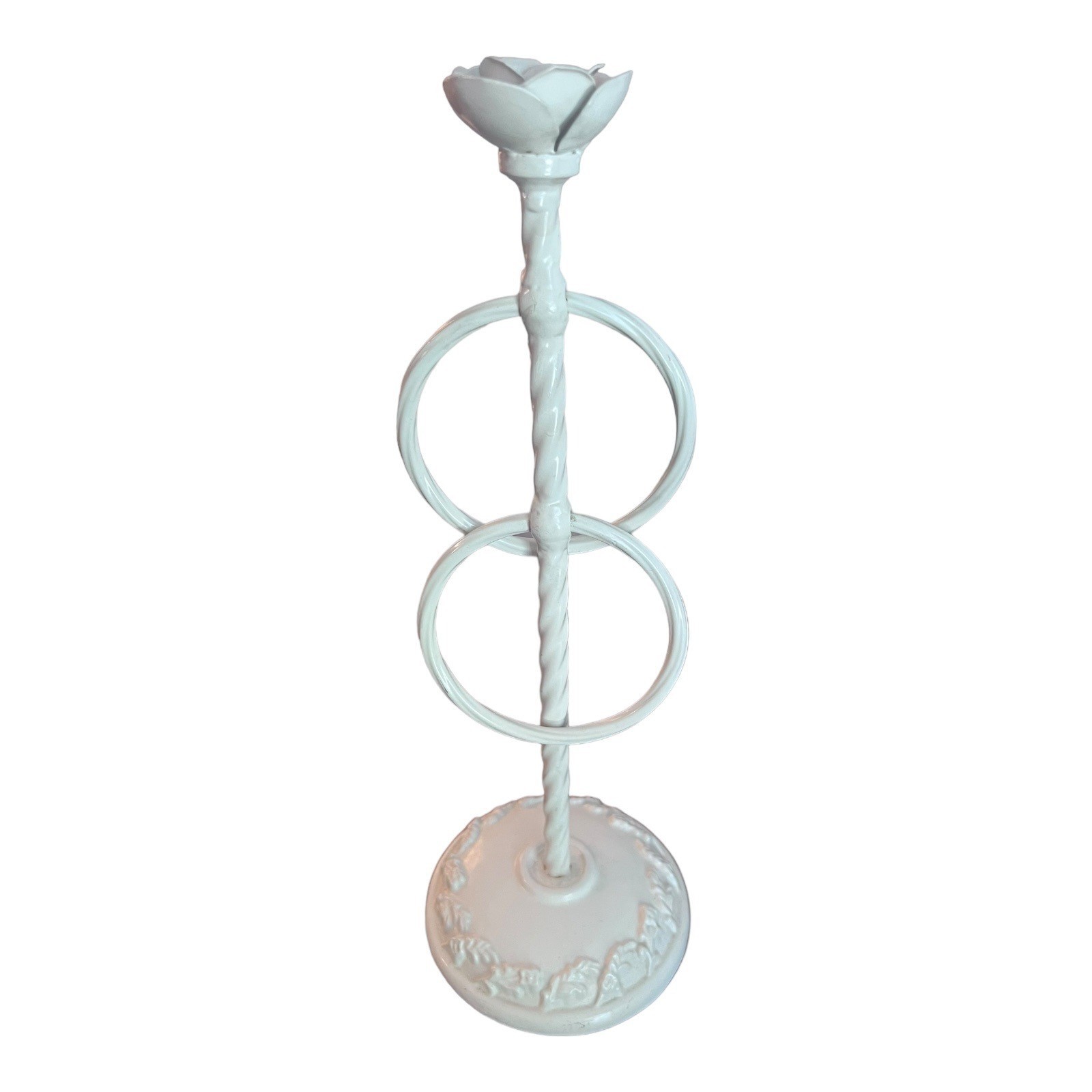 Ring Holder With Rose Finial Holds 2 Towels, 15"