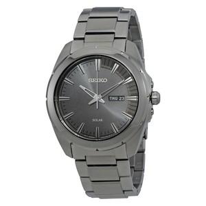 seiko silvertone black dial solar calendar watch