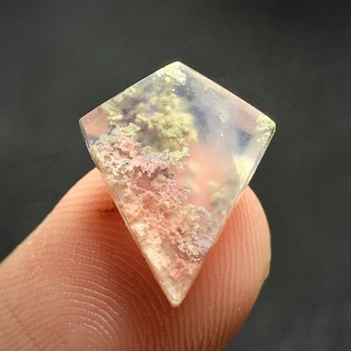 Tiny Scenic Moss Agate Cabochon 14x11x3.5mm High Quality 3.5 ct - Picture 6 of 6