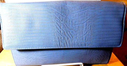Carpisa~Borsa a tracolla blu grande stile busta vintage tracolla catena - Foto 3 di 12