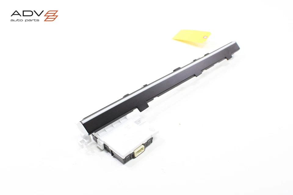 2013 - 2017 LEXUS LS460 LS600H DASH DASHBOARD RIGHT COURTESY LIGHT LAMP BAR OEM - Image 2 of 4