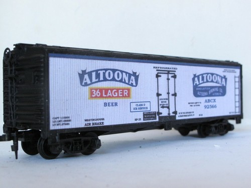 HO SCALE CUSTOM LETTERED ALTOONA PA. BEER REEFER 🍺🍺🍺🍺 - Picture 2 of 11