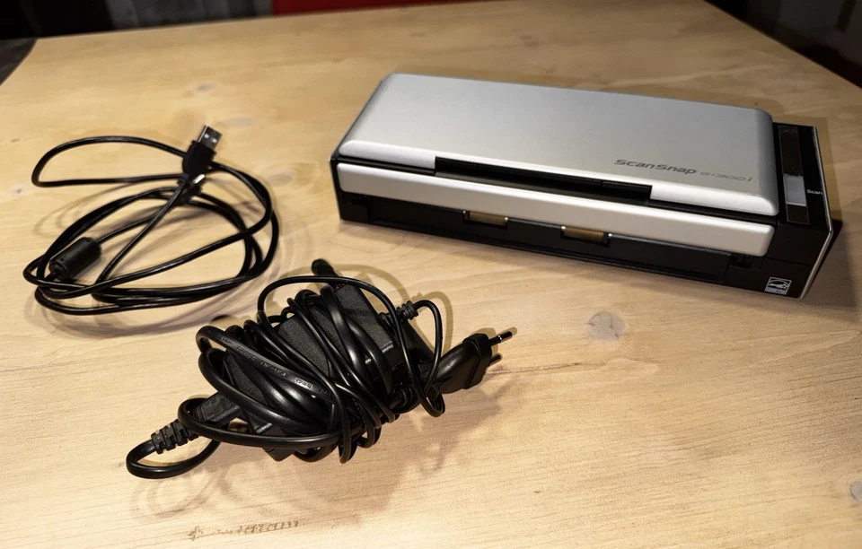 Fujitsu ScanSnap  S1300i Dokumentenscanner