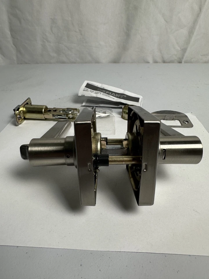 Defiant Westwood Satin Nickel Bed/Bath Door Handle with Square Rose - Image 2 of 4