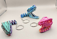 3er-Pack Dino-Schl&uuml;sselanh&auml;nger | 3D-gedruckt aus PLA | Zufallsfarben | ca. 9 cm
