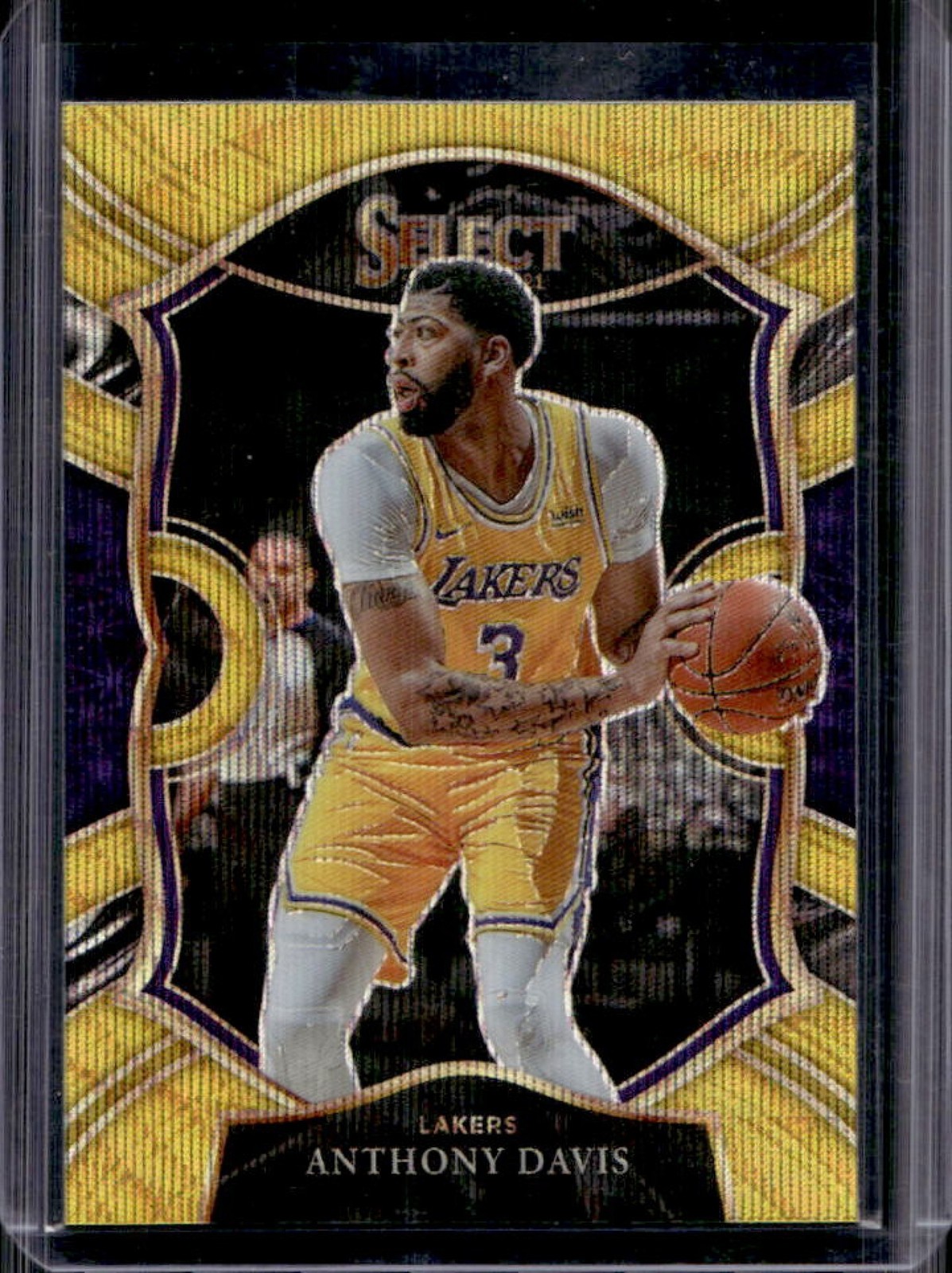 2020-21 Panini Select Anthony Davis Gold Wave Prizm Concourse #45 Lakers