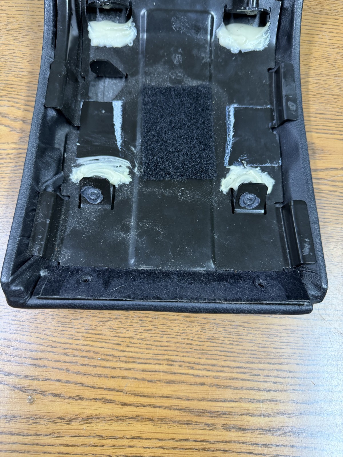 2003-2013 Maserati Quattroporte Left Side Knee Panel Fuse Box OBD Cover Black
