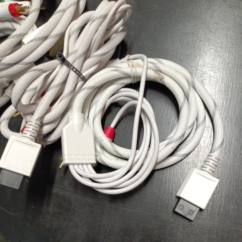 Brand New Component Video Cable for Nintendo Wii or Wii U Systems - Image 2 of 4