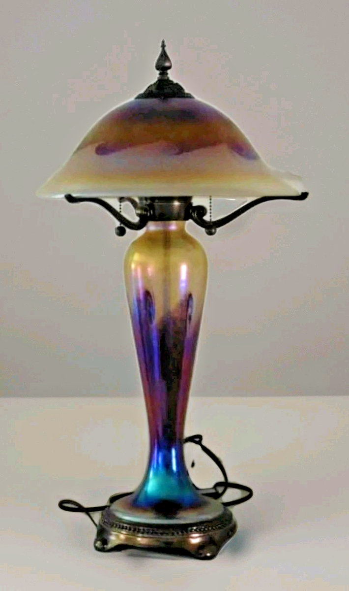 Quoizel Art Glass Lamp , Gold Aurene iridescent Signed Tood