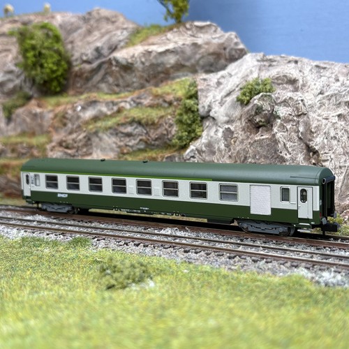 Voiture UIC, B7D, mixte fourgon / 2CL, logo nouille, SNCF, Ep. V - MINITRIX 1846 | Condition: Neuf