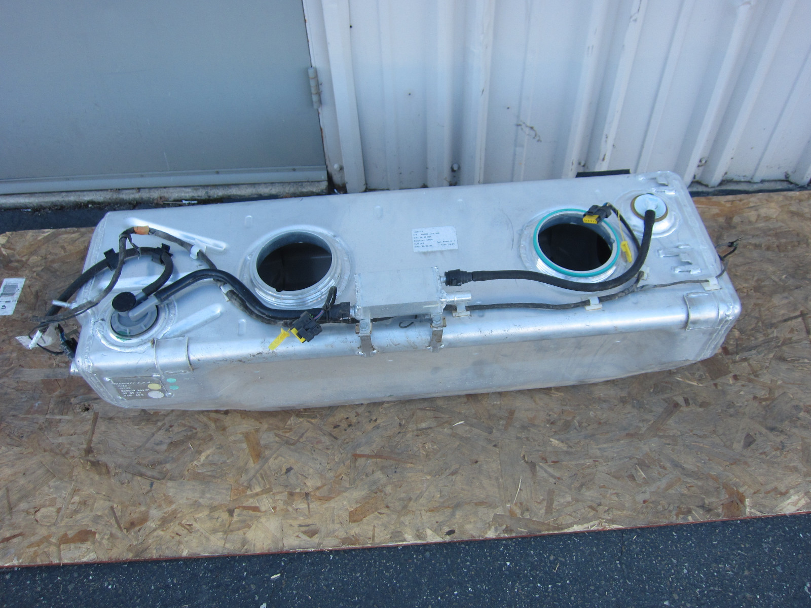 Maserati Quattroporte 2005+ - Two Pump Fuel Tank - USA Version