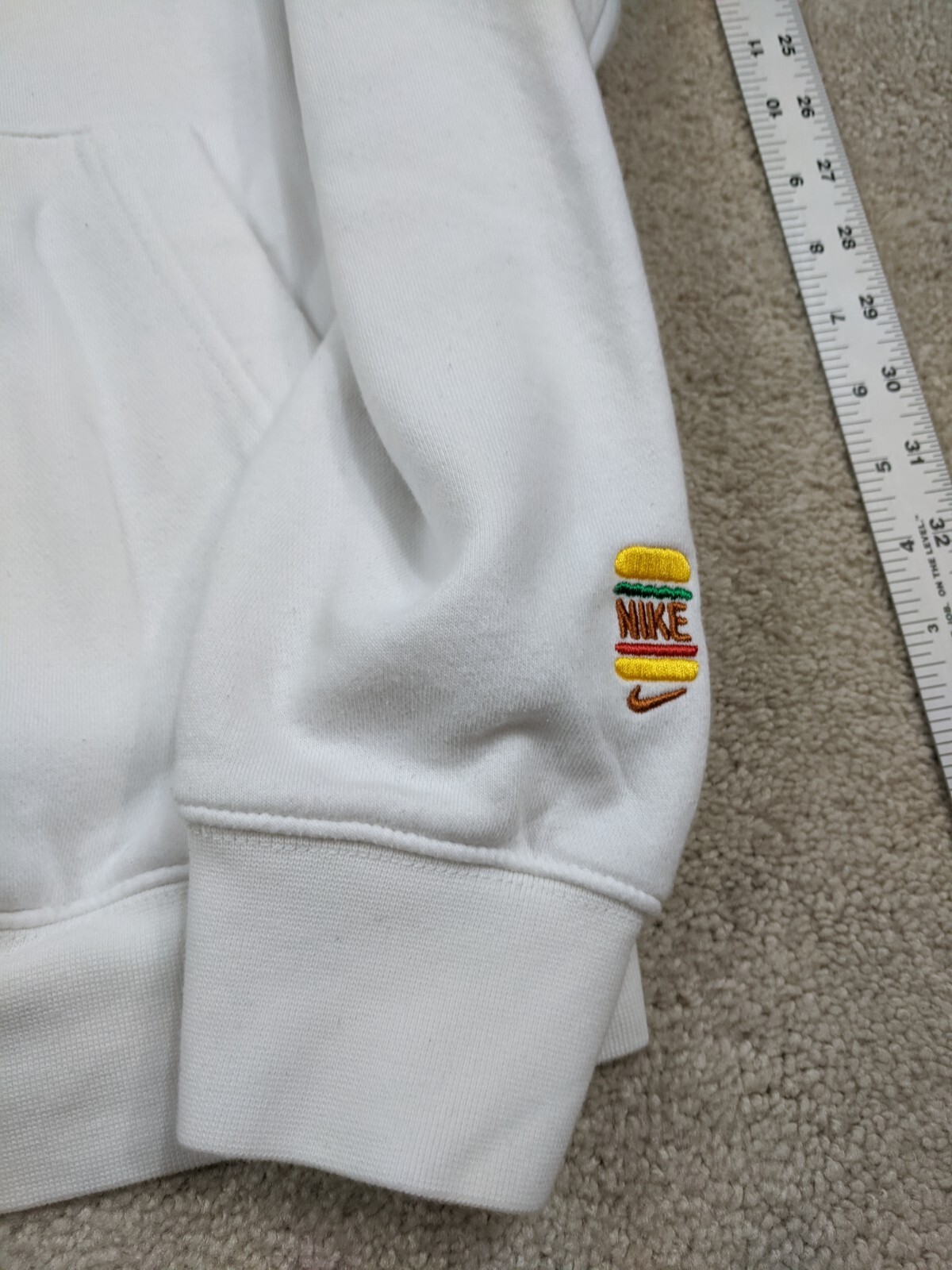 Nike Hoodie Mens Large Pullover Sweatshirt Hamburger Graphic White Outdoor  | eBay