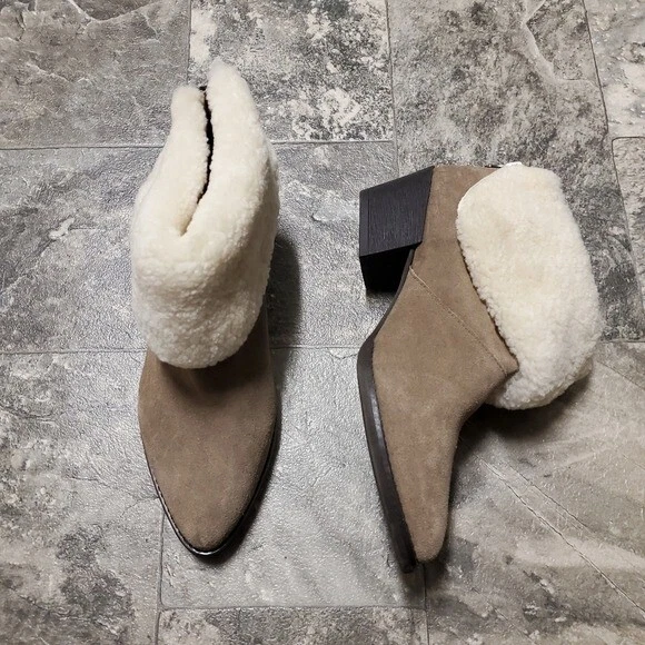 Anthropologie All Black Snowcap Taupe Suede Shearling Ankle Boots Booties 40.5 - Image 2 of 4