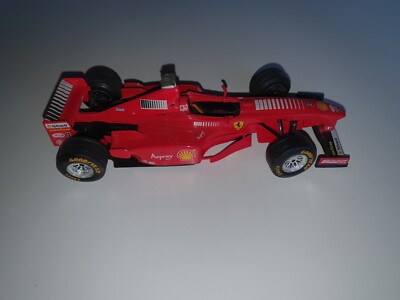 Burago Ferrari F300 1998 M. Schumacher mit Namen am F300  1:24   Bburago mit OVP