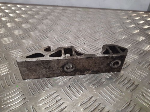 Audi Q7 4L 2012 Halterung Stabilisator vorne 7L0411063B Benzin 245kW ATV2751