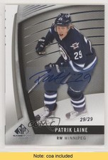 2017-18 SP Game Used Uniform Numbered Auto 29/29 Patrik Laine #17 Auto 0c3
