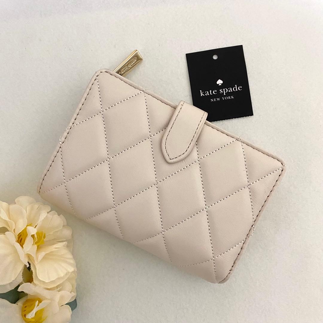 kate spade new york Wallet Quilted 9x14cm Leather White Pre-owned + Accessories thumbnail 4