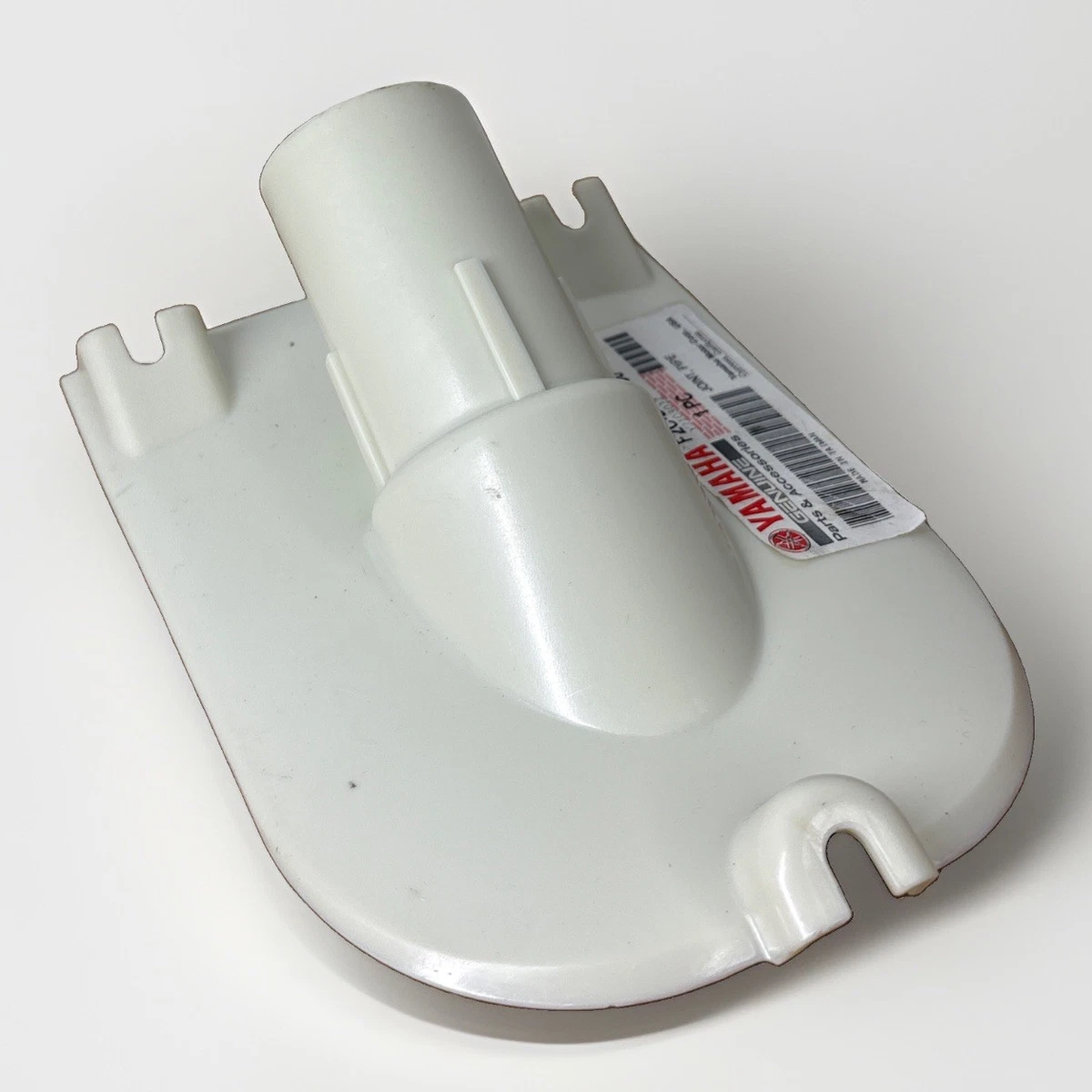 YAMAHA F2C-U883E-00-00 - PIPE JOINT photo 2