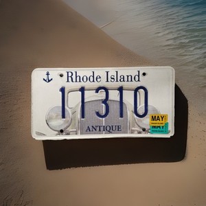 Rhode Island Antique License Plate 🔥FREE📬🔥 ~ GRAPHIC SPECIALTY TAG