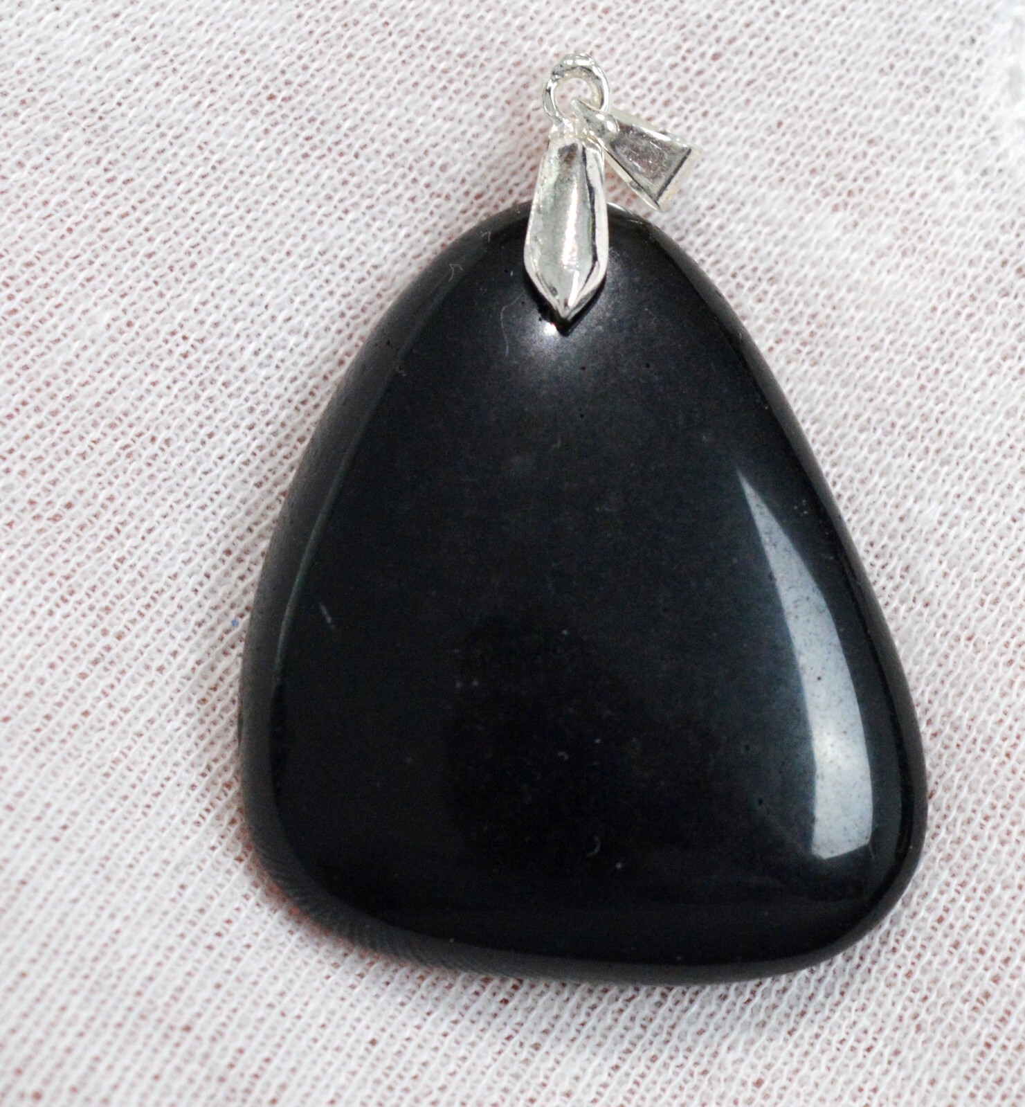 Obsidienne dorée contre le stress grand pendentif cabochon naturel 96 carats