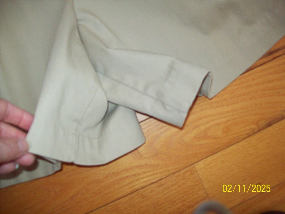 Pantalones Cortos Plisados Cabin Creek Para Mujer CINTURA ELÁSTICA Caqui PIERNA ANCHA Talla 16 Entrepierna 7" Foto 2 de 4