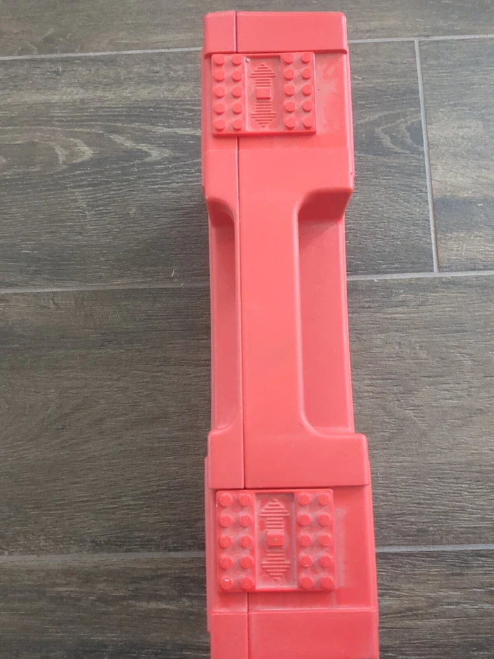 Vintage 1985 Lego Bin RED Plastic Storage Container Case Carry Box 1lbs Bricks+ - Image 3 of 4