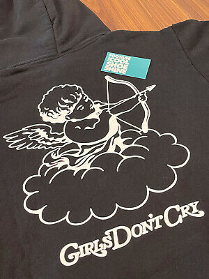 【黒M】Girls Don't Cry Angel Crewneck