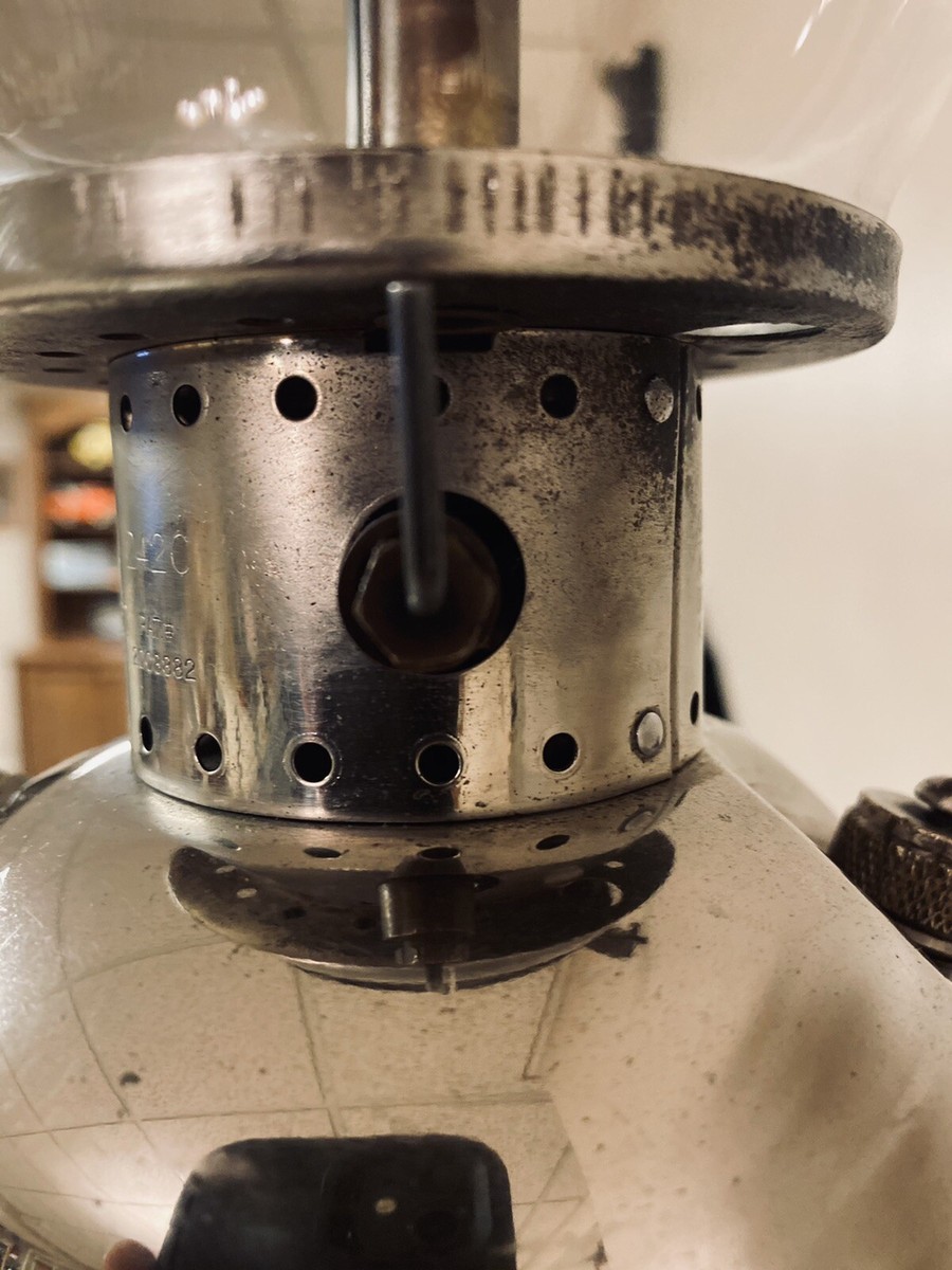 RARE* Vintage Coleman Nickel 242C Single Mantle Lantern 12/1947