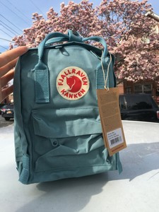 mochila kanken turquesa