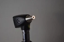 Welch Allyn REF 25020A 3.5V Otoscope Head Only - Working Condition