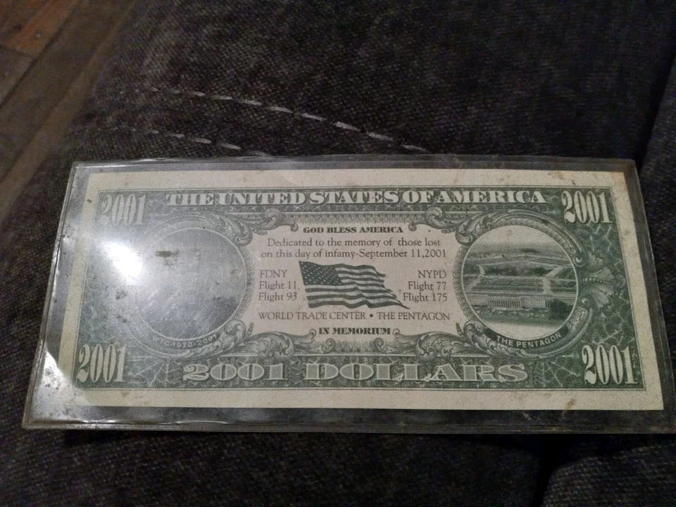 2001 George Bush Two Thousand One Dollars Collectable - Image 2 of 2