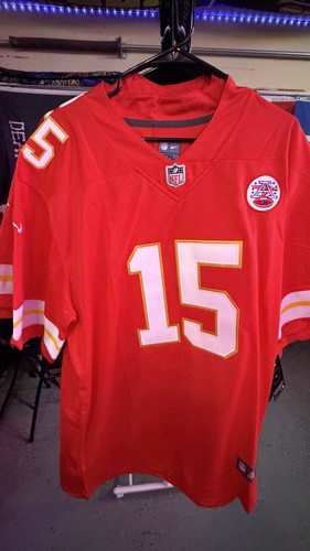 Patrick Mahomes Stitched Jersey Men’s Large