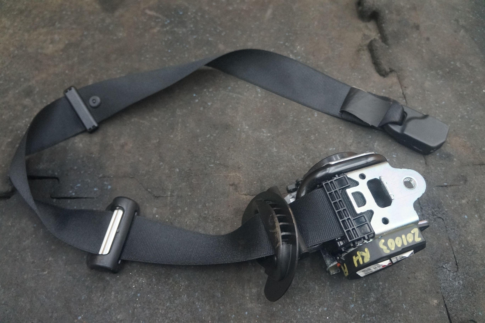 Front Right Passenger Seat Belt Retractor Black 670017426 Maserati Ghibli 14-17+
