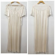 Vintage JCPenney Full Length Nightgown Lingerie Nylon Lace Ivory Short Sleeve S