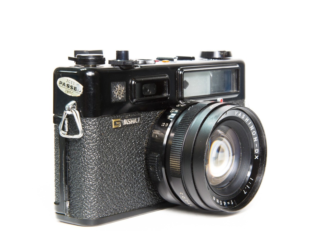奥10 G YASHICA ELECTRO 35 GTN Shooting with Yashica Electro 35 GTN | Scribbles and Snaps