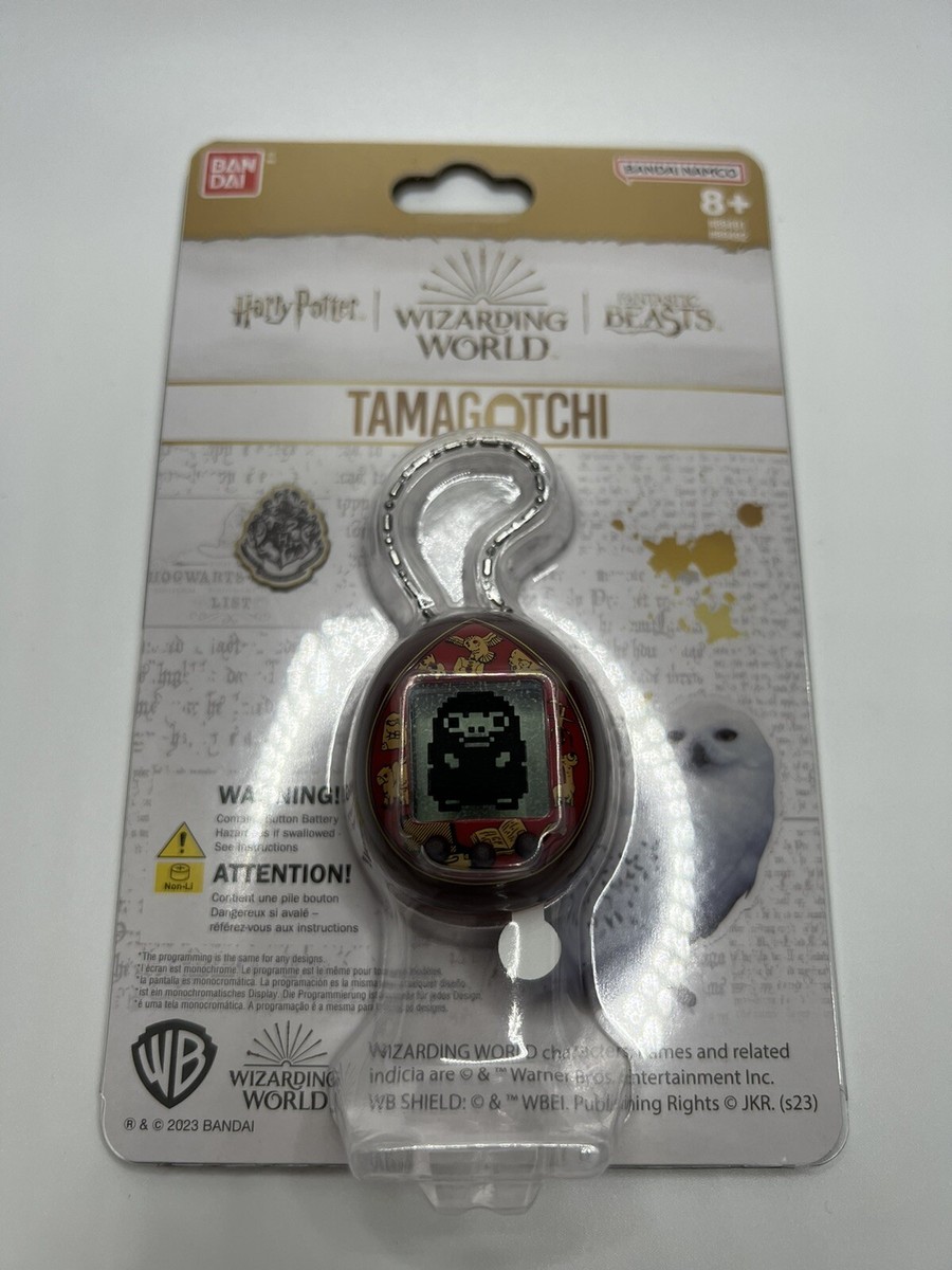 ハリー・ポッター TAMAGOTCHI ウィザーディング・ワールド SDCC 2023 Wizarding World Beasts Harry Potter Nano Tamagotchi Red