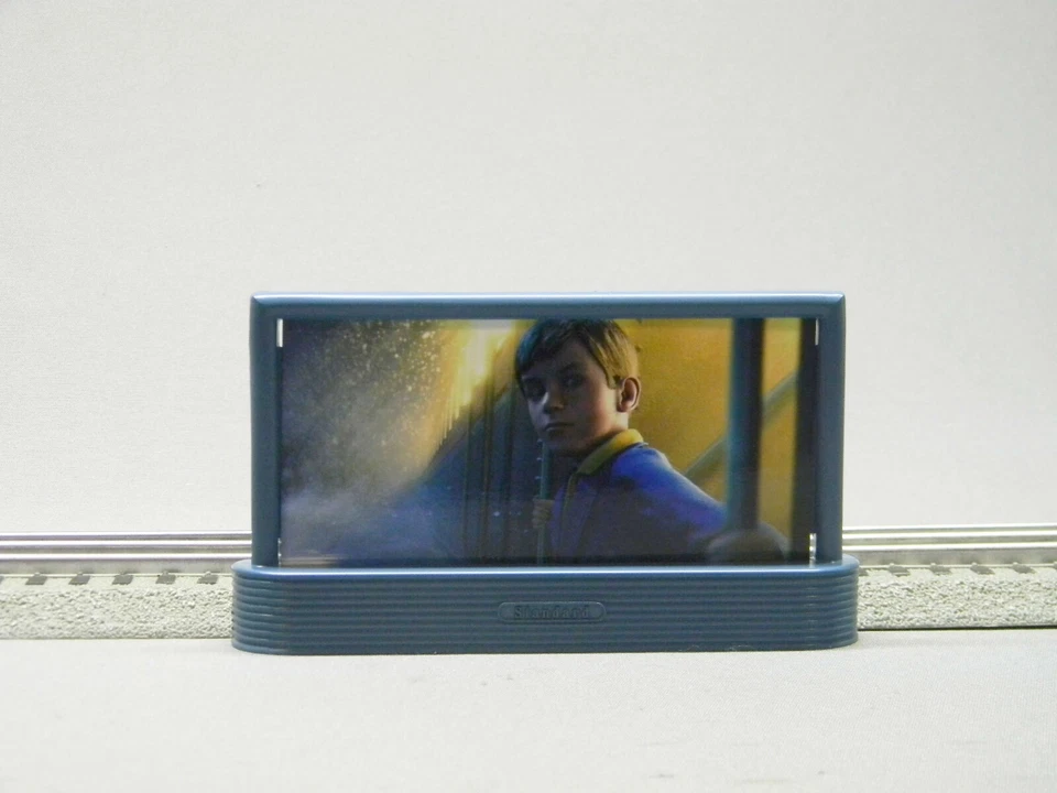 LIONEL POLAR EXPRESS BILLBOARDS (3 BOARDS and 6 IMAGES) O GAUGE 2123070-BB NEW - Image 3 of 4