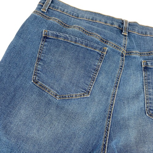 Gloria Vanderbilt Amanda Blue Denim Jean Shorts Size 16 All Around Slimming - Picture 7 of 15