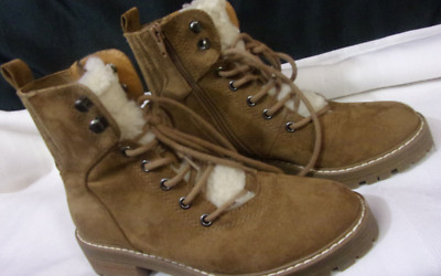 Universal Thread Women's Tessie Tan Faux Fur Micro Suede Side Zip Boots Size 6.5