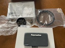Raymarine i40 Speed Instrument Display  E7006...