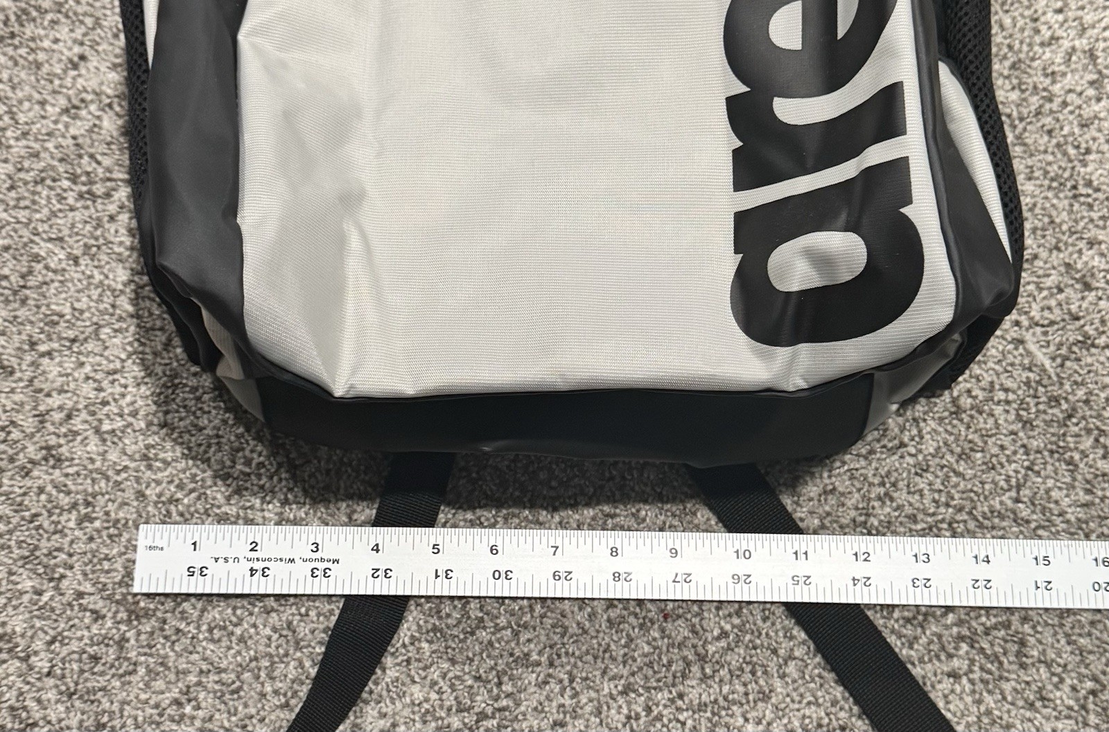 Arena Spiky III Backpack 35L Gray & Turquoise Bag NEW WITH TAGS